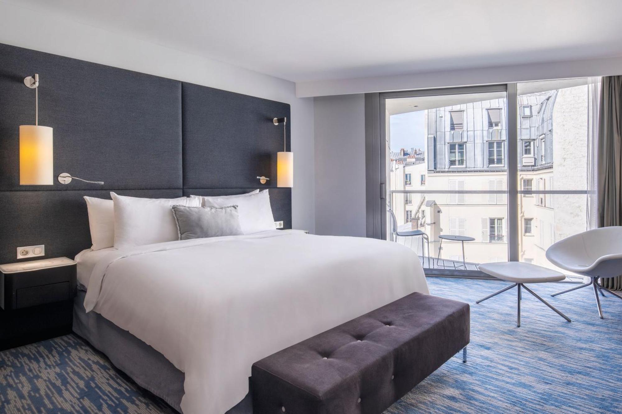 Renaissance Arc De Triomphe Hotel Parijs
